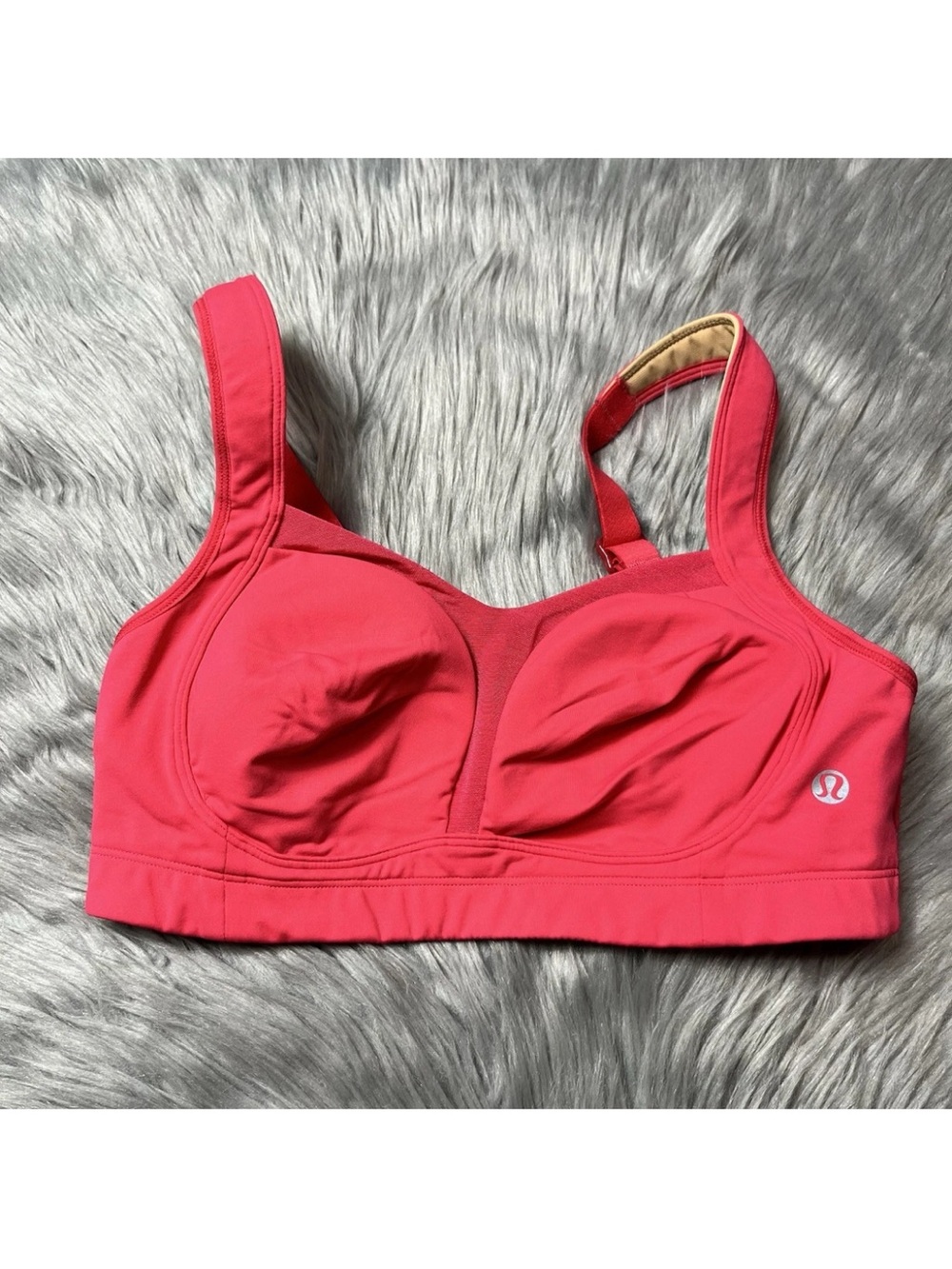 Lululemon Ta Ta Tamer Sports Bra 32D